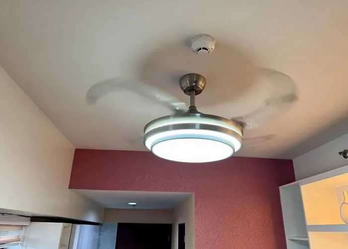 Executive Air Style Comfort Makati 300 Mbps Apartment Manila