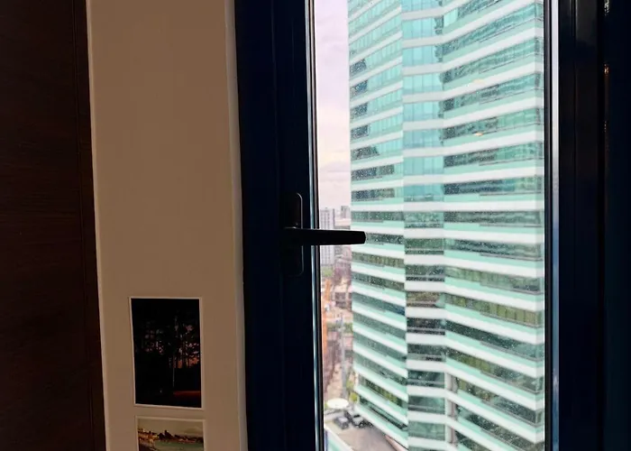 Executive Air Style Comfort Makati 300 Mbps *